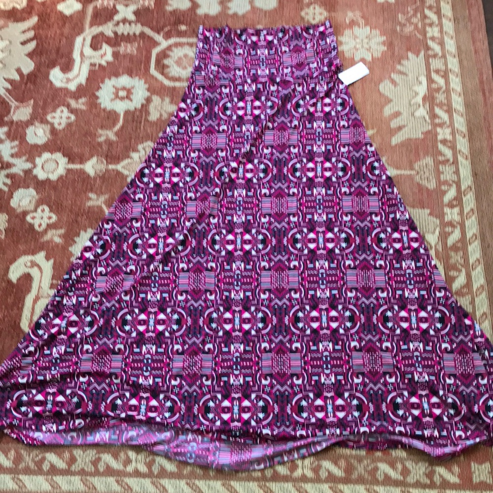 NWT Lularoe Maxi Skirt Size Small